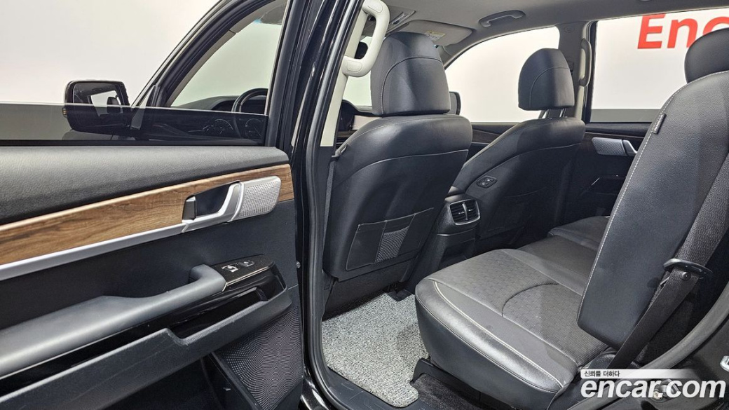 Kia Mohave Diesel 3.0 4WD 5-Seater, 2024