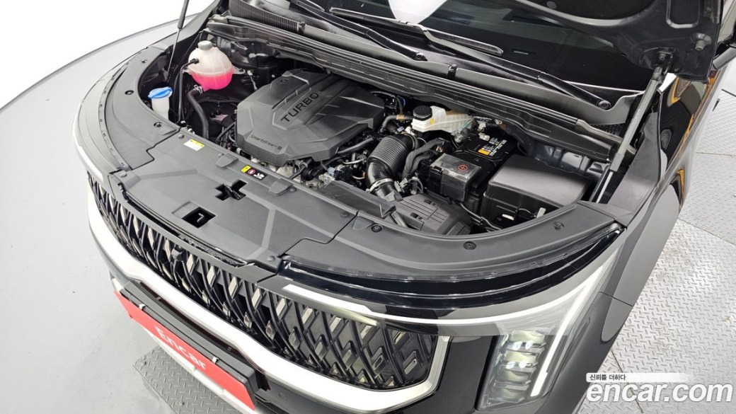 Kia Carnival 7-Seater Signature, 2025