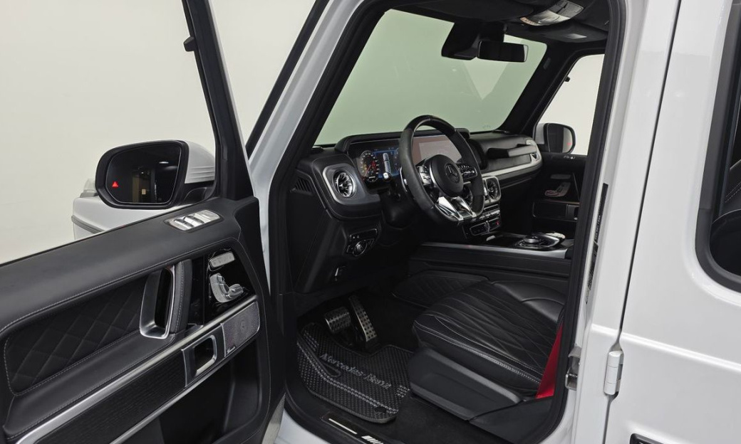Mercedes-Benz G-Class AMG G63 Manufaktur, 2024