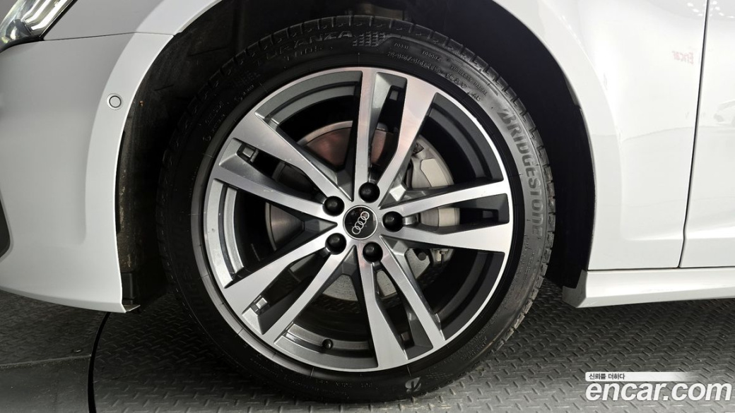 Audi A6 45 TFSI Premium, 2023