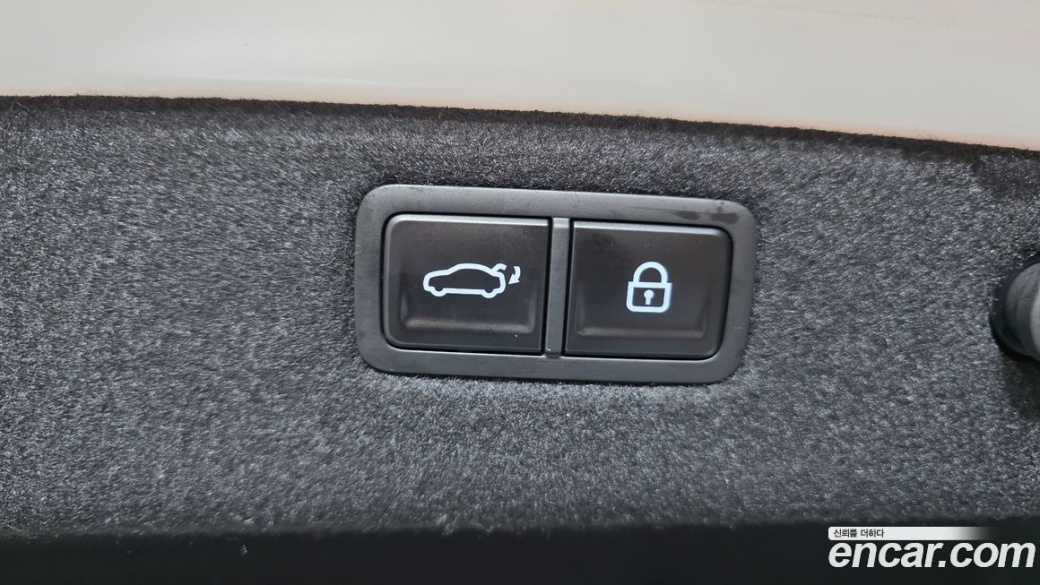 Genesis G70 Gasoline 2.5T 2WD, 2025