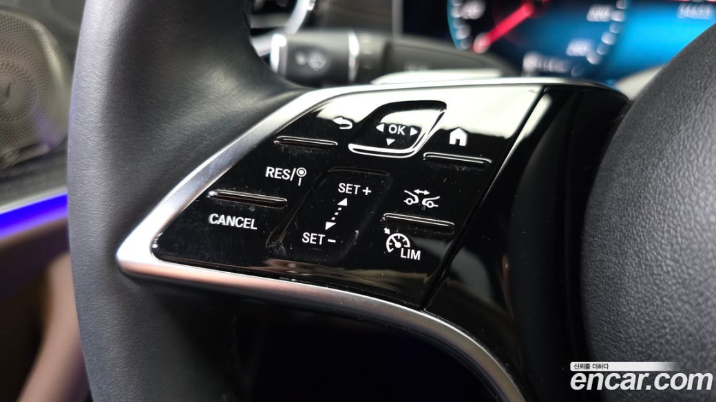 Mercedes-Benz E-Class E350 4MATIC Exclusive, 2023