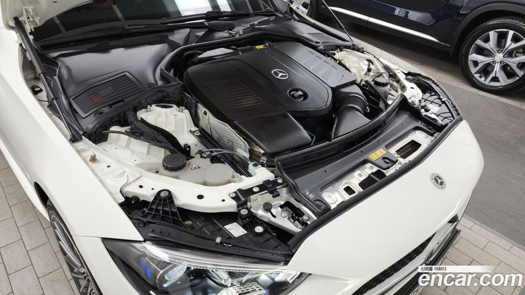 Mercedes-Benz C-Class C300 AMG Line, 2022