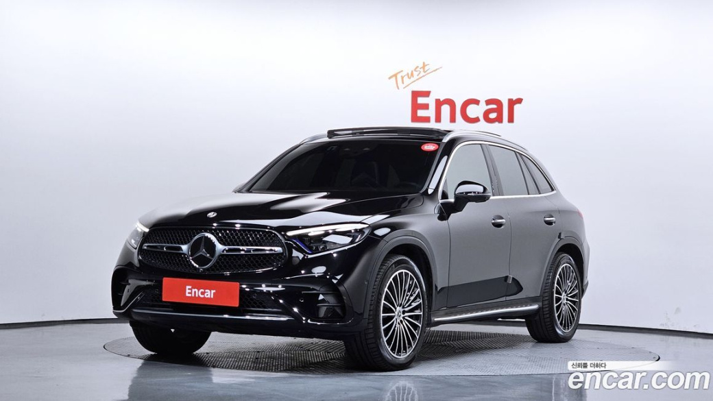 Mercedes-Benz GLC-Class GLC300 4MATIC AMG Line, 2023