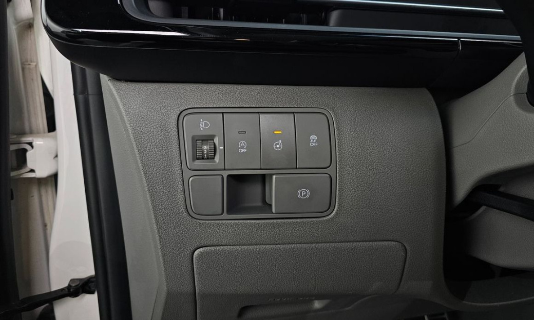 Hyundai Staria 2WD Camping Car, 2024