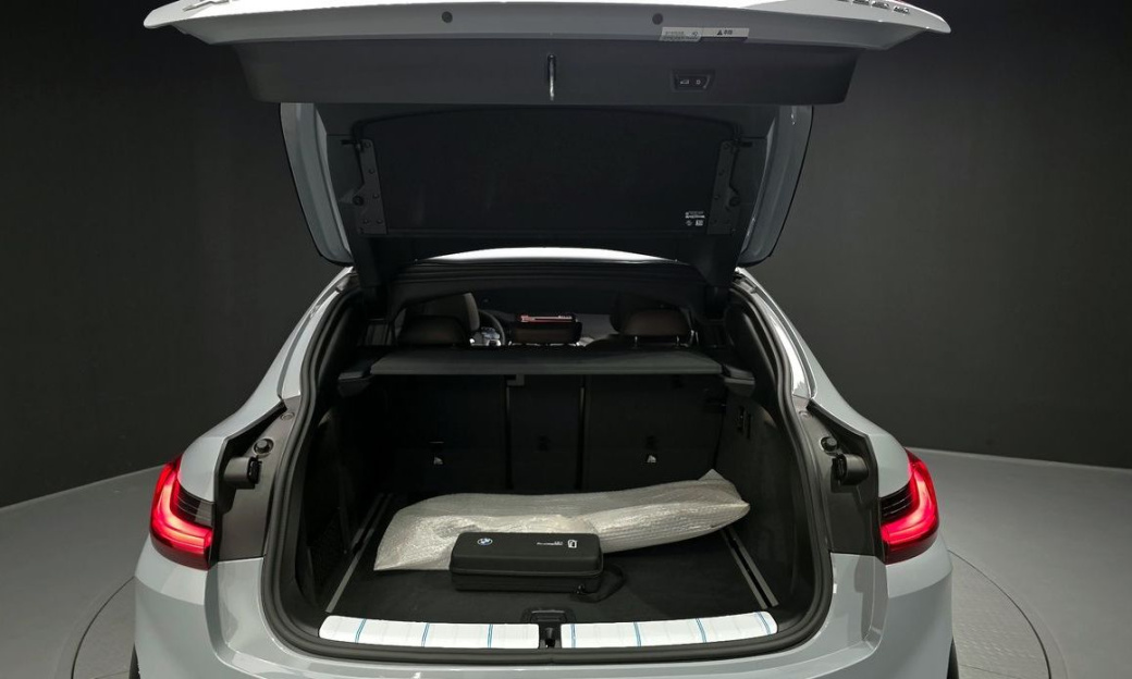 BMW X4 xDrive20d M Sport, 2025