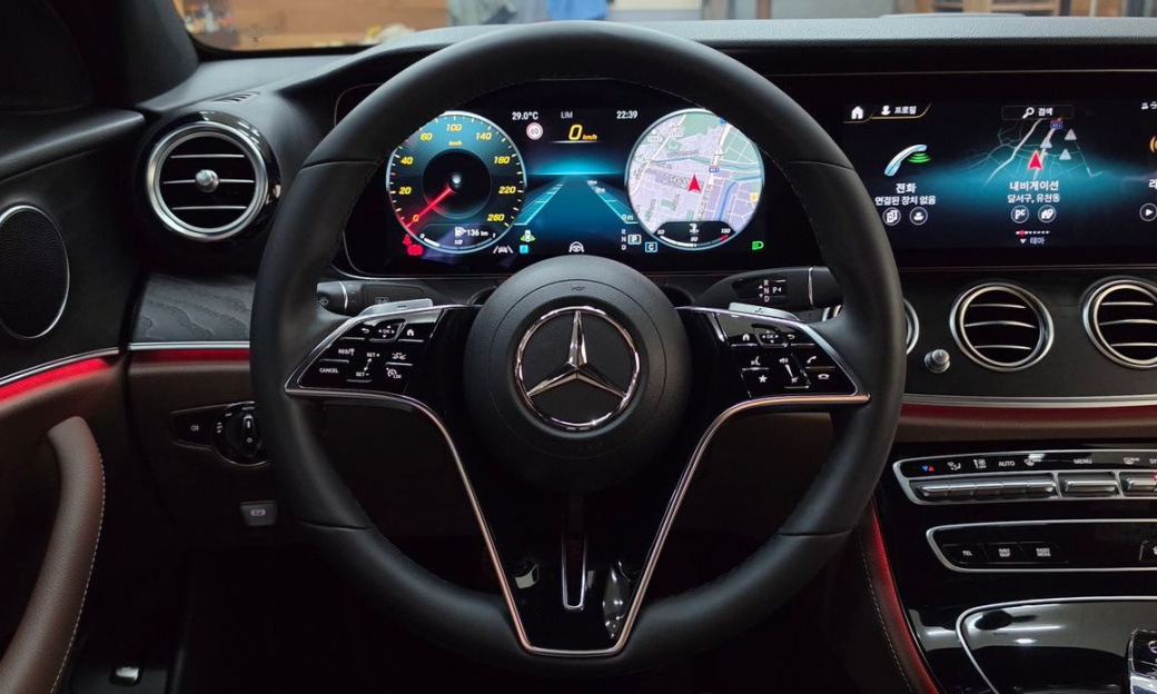 Mercedes-Benz E-Class E250 Avantgarde, 2023