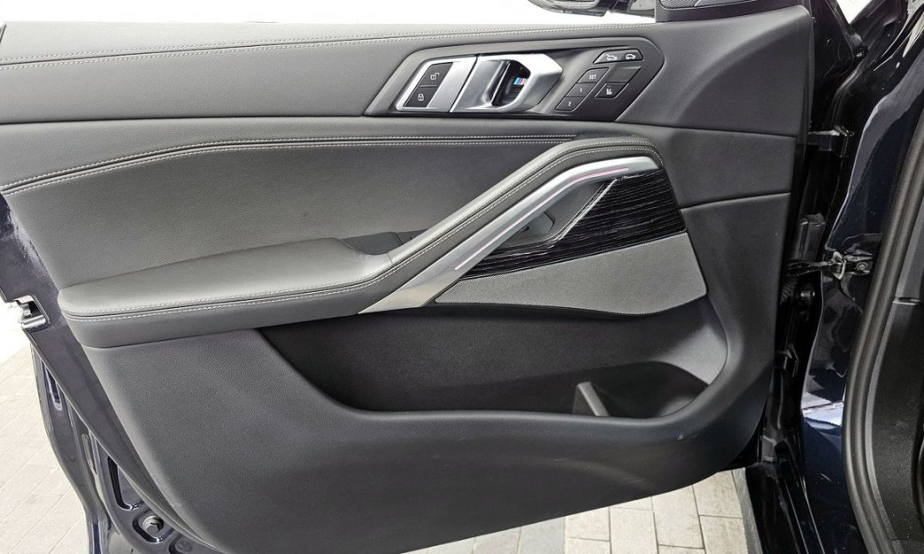 BMW X6 xDrive30d M Sport, 2025