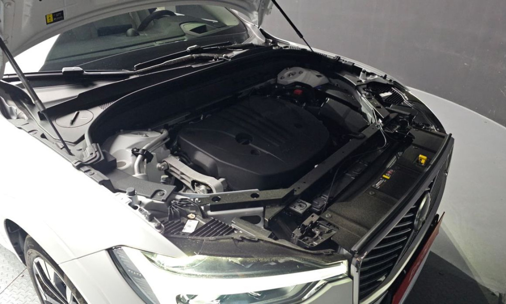 Volvo XC60 B5 Ultra Bright Air Sus, 2026