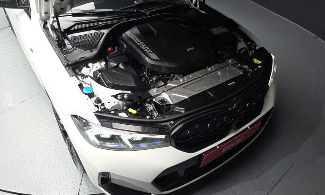 BMW 3-Series M340i Pro, 2025