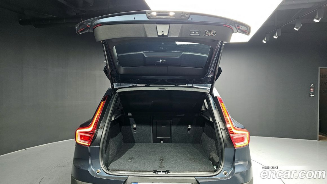 Volvo XC40 B4 Inscription, 2021