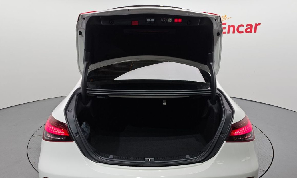 Mercedes-Benz E-Class E350 4MATIC Exclusive, 2023
