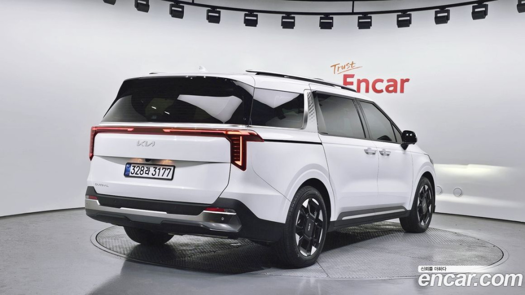Kia Carnival 9-Seater Noblesse, 2025