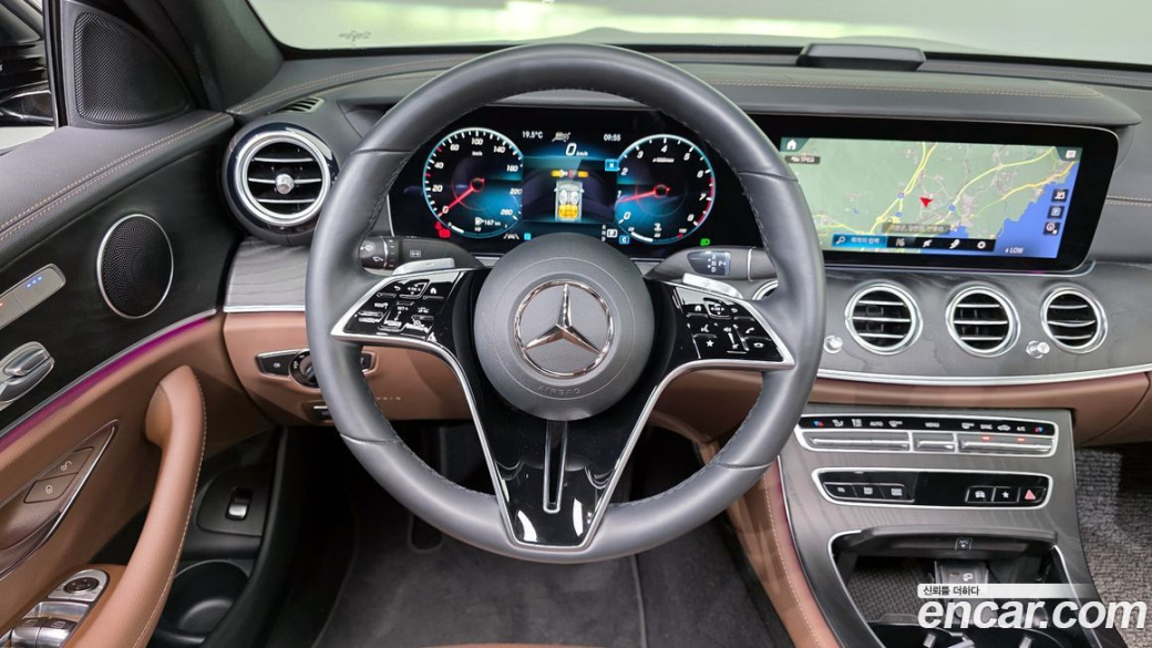 Mercedes-Benz E-Class E250 AMG Line, 2023