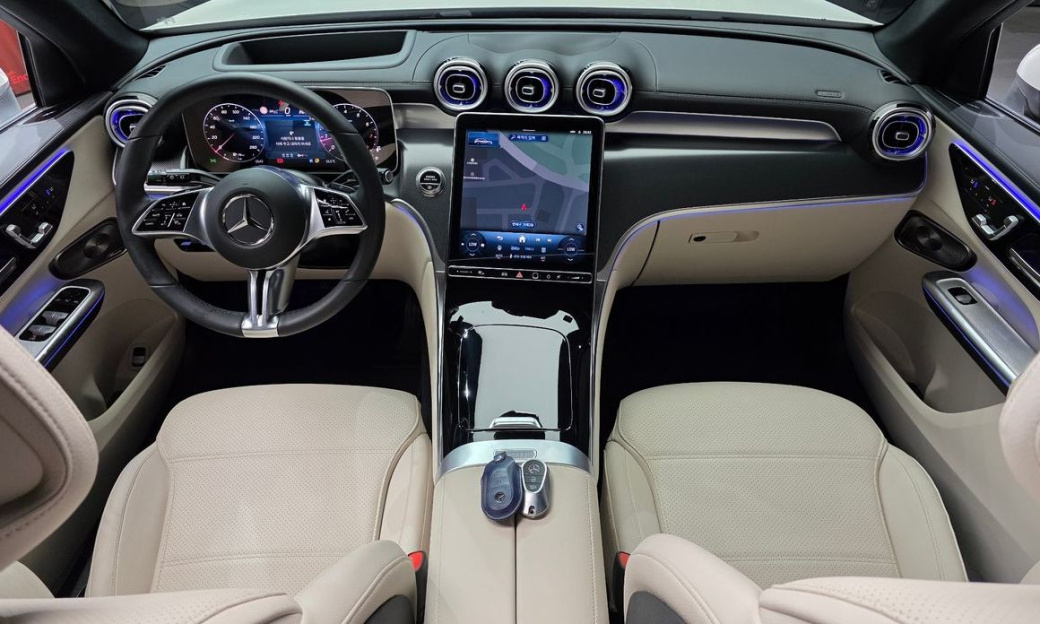 Mercedes-Benz GLC-Class GLC 300 4MATIC Avantgarde, 2025