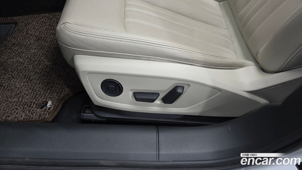 Audi A6 45 TFSI Quattro Premium, 2023