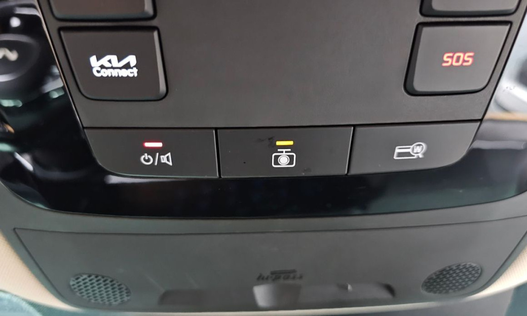 Kia Carnival 7-Seater Signature, 2022