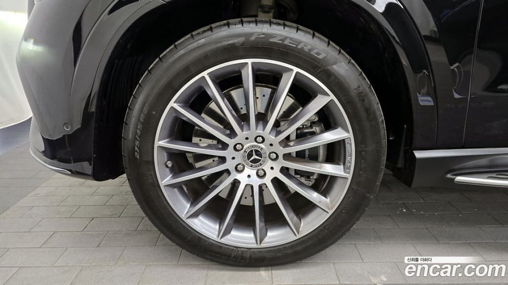 Mercedes-Benz GLE-Class GLE450 4MATIC, 2025