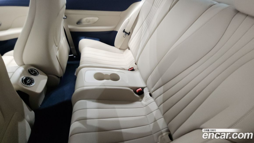 Mercedes-Benz E-Class E300d 4MATIC Coupe, 2023