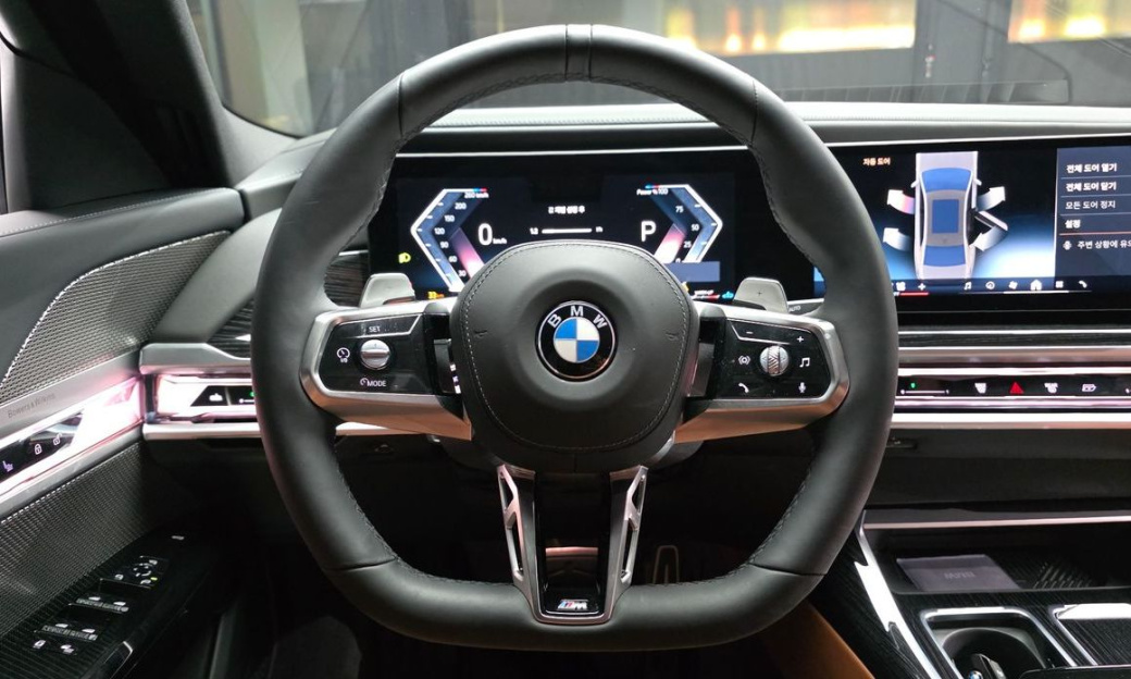 BMW 7-Series 740d xDrive M Sport, 2025