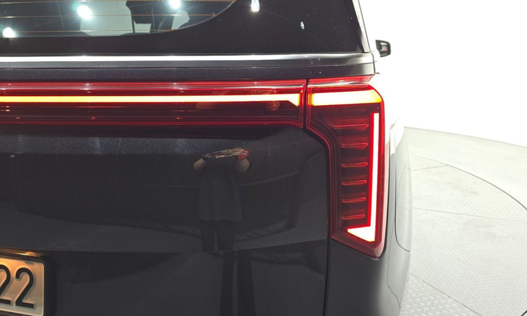 Kia Carnival 9-Seater Noblesse, 2024