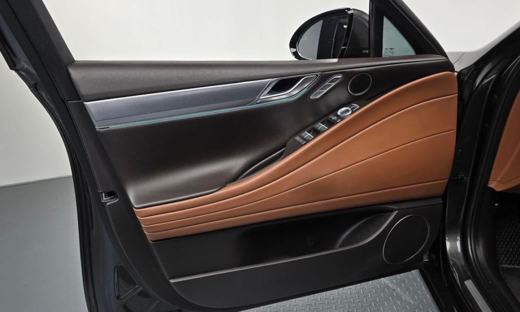 Genesis G80 Gasoline 2.5 Turbo AWD, 2022