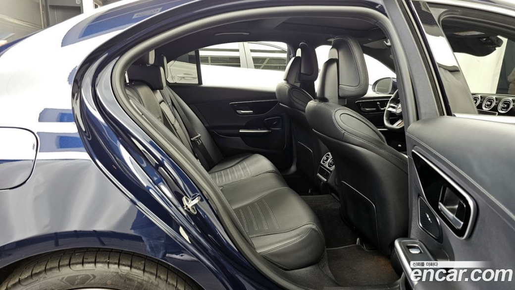 Mercedes-Benz C-Class C300 AMG Line, 2022