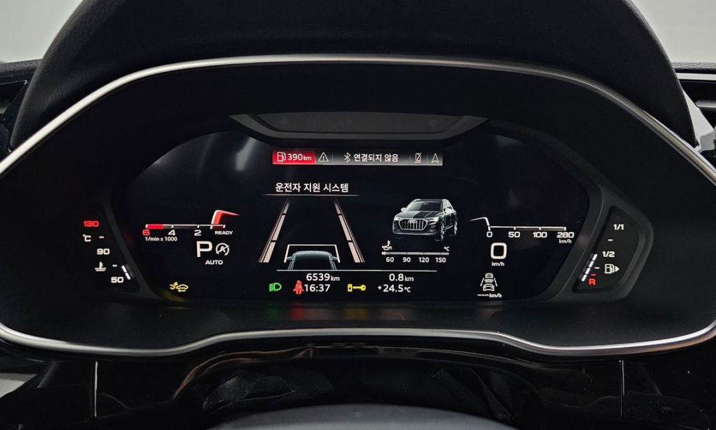 Audi Q3 35 TDI Premium, 2025