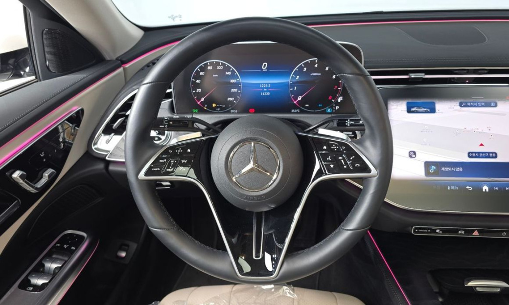 Mercedes-Benz E-Class E200 Avantgarde, 2024