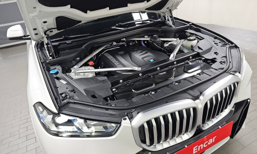 BMW X5 xDrive 40i M Sport, 2025