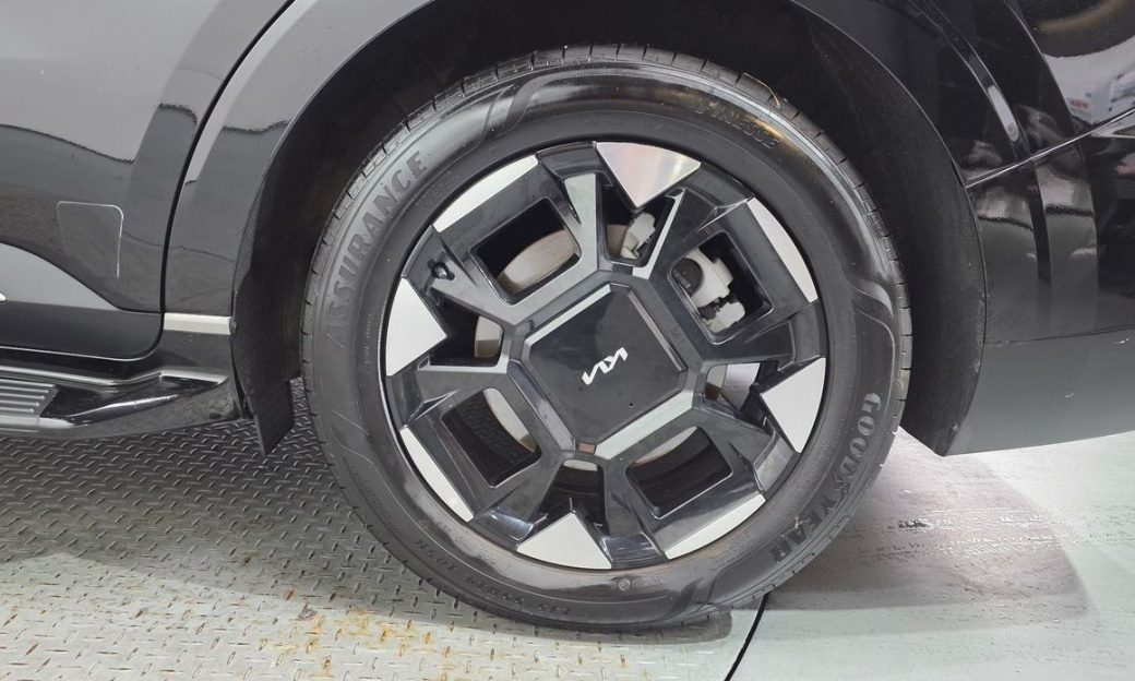 Kia Carnival 9-Seater Noblesse, 2025