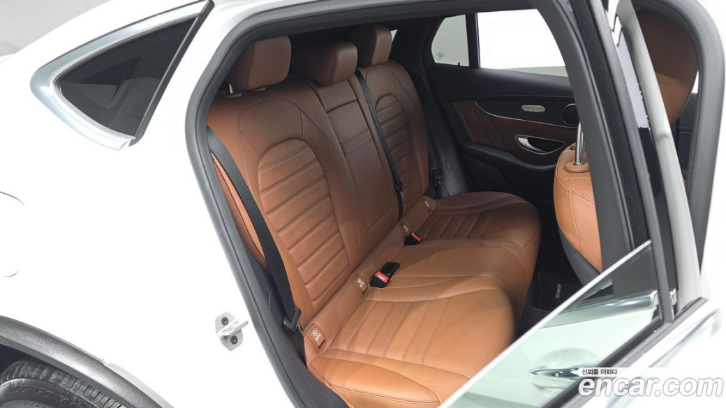 Mercedes-Benz GLC-Class GCL300 4MATIC Coupe, 2023