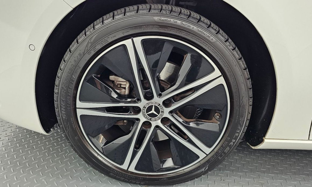 Mercedes-Benz A-Class A220 Sedan, 2024