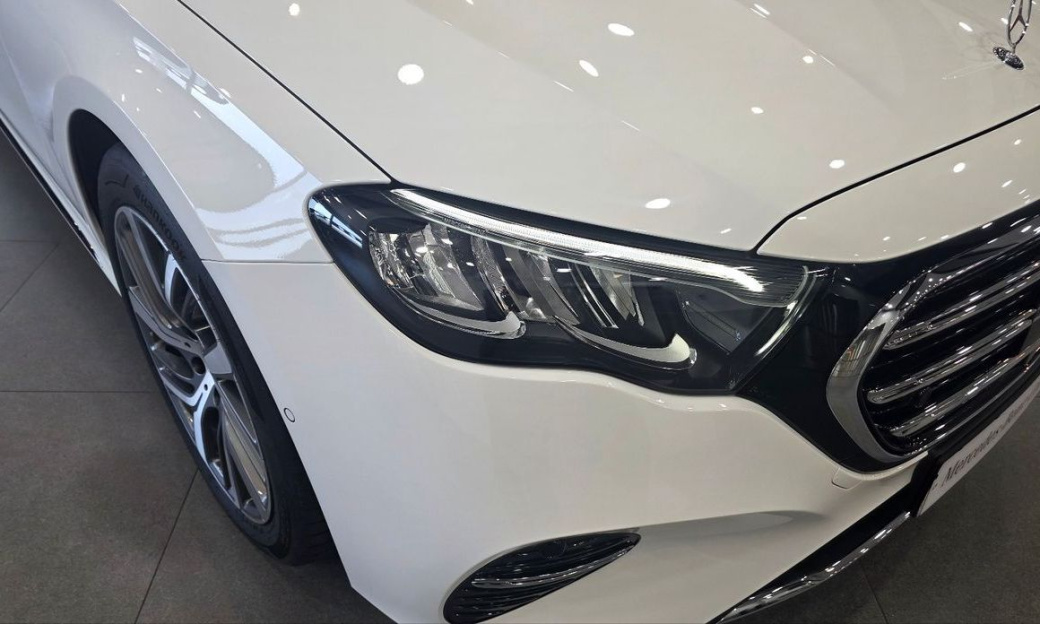 Mercedes-Benz E-Class E220d 4MATIC Exclusive, 2024