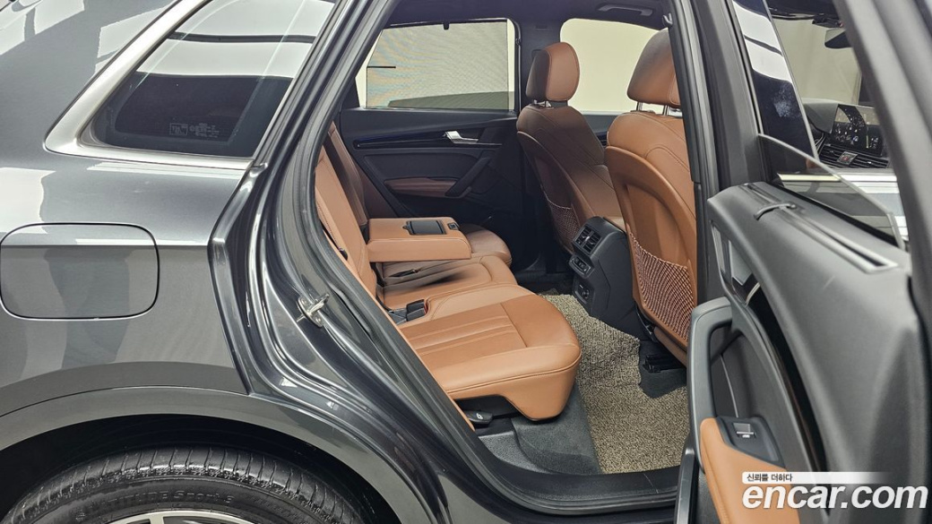 Audi Q5 45 TFSI Quattro Premium, 2022