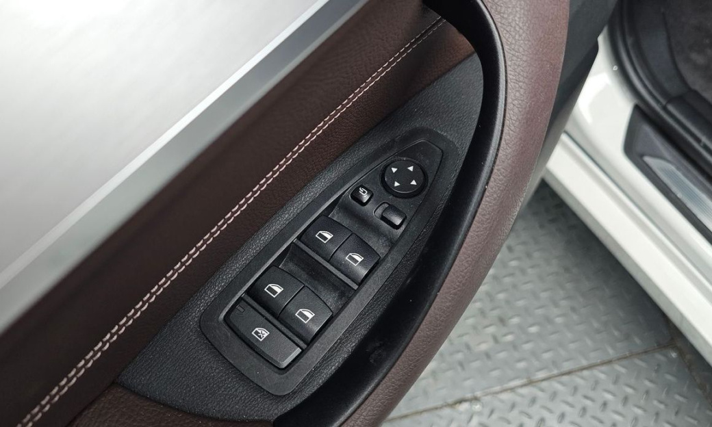BMW X1 xDrive 20i M Sport, 2022