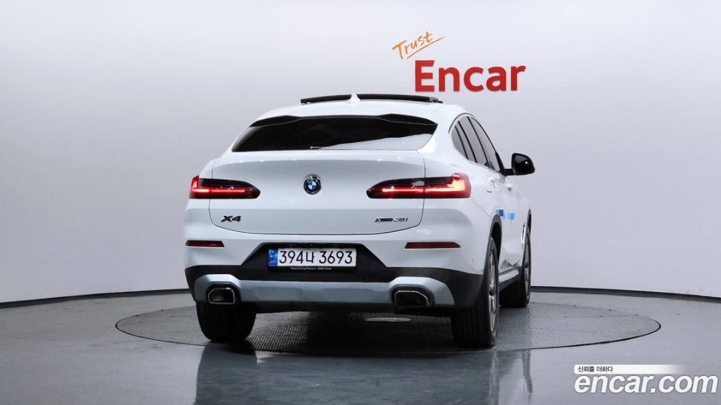 BMW X4 xDrive20i xLine, 2022