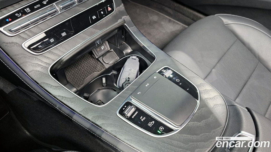 Mercedes-Benz E-Class E250 AMG Line, 2023