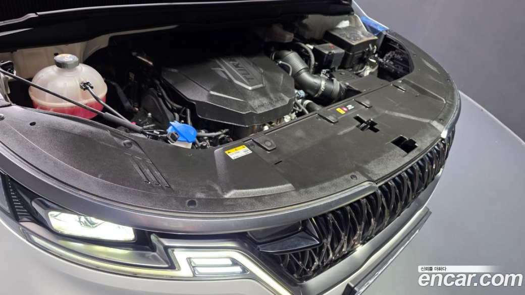 Kia Carnival 7-Seater Signature, 2023