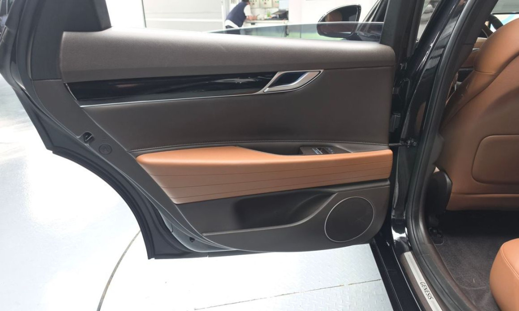 Genesis G80 Gasoline 2.5 Turbo AWD, 2024
