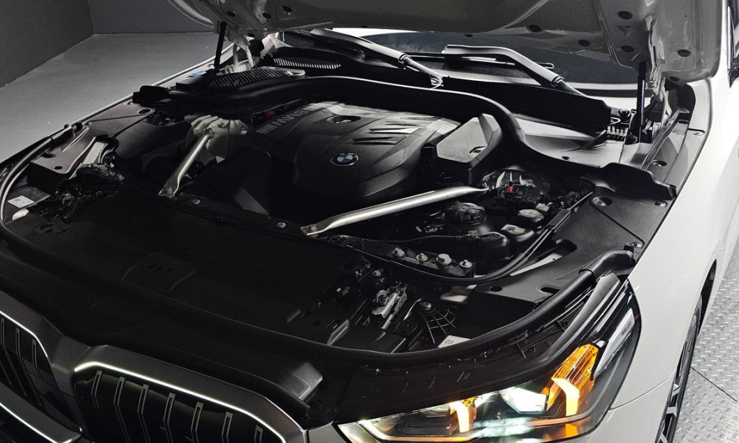 BMW 5-Series 520i M Sport, 2025
