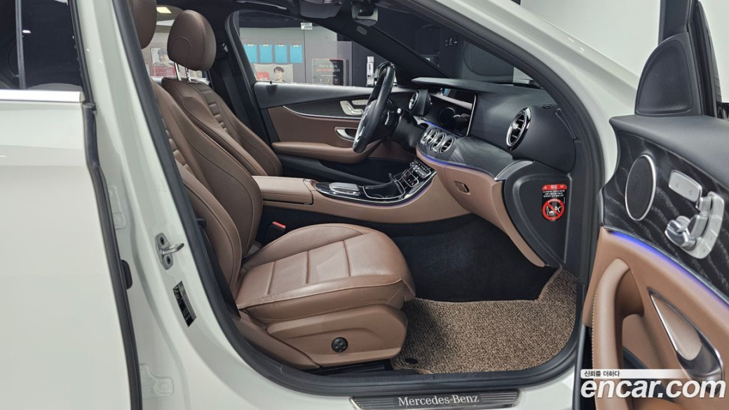 Mercedes-Benz E-Class E250 Avantgarde, 2022