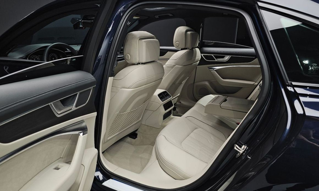 Audi A6 45 TFSI Premium, 2025