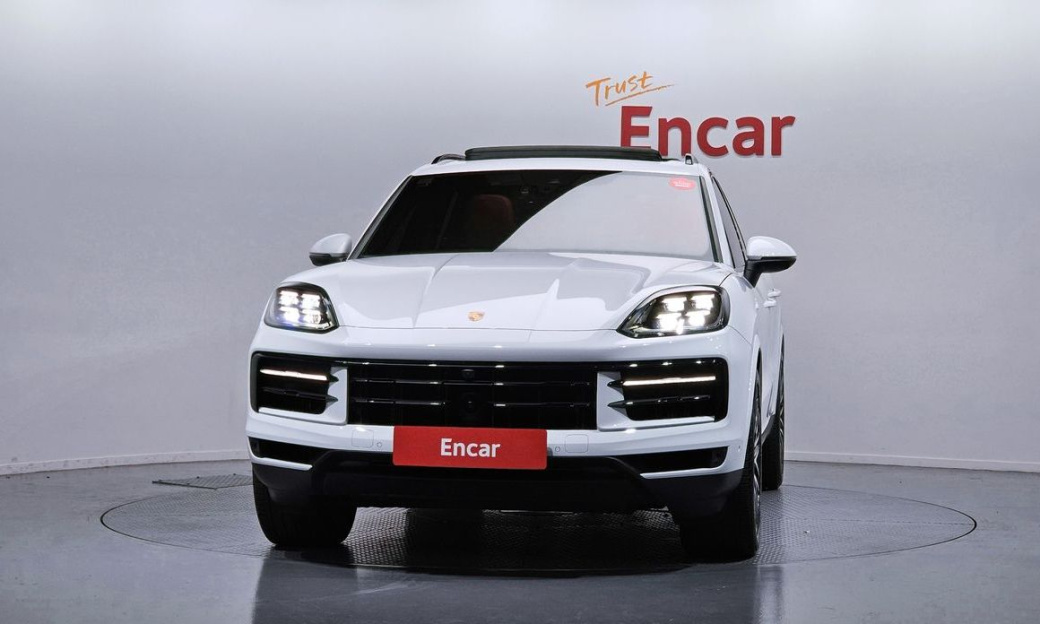 Porsche Cayenne 3.0, 2025
