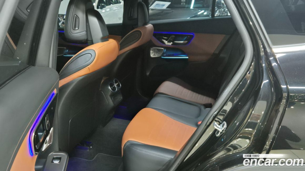 Mercedes-Benz GLC-Class GLC300 4MATIC AMG Line, 2025