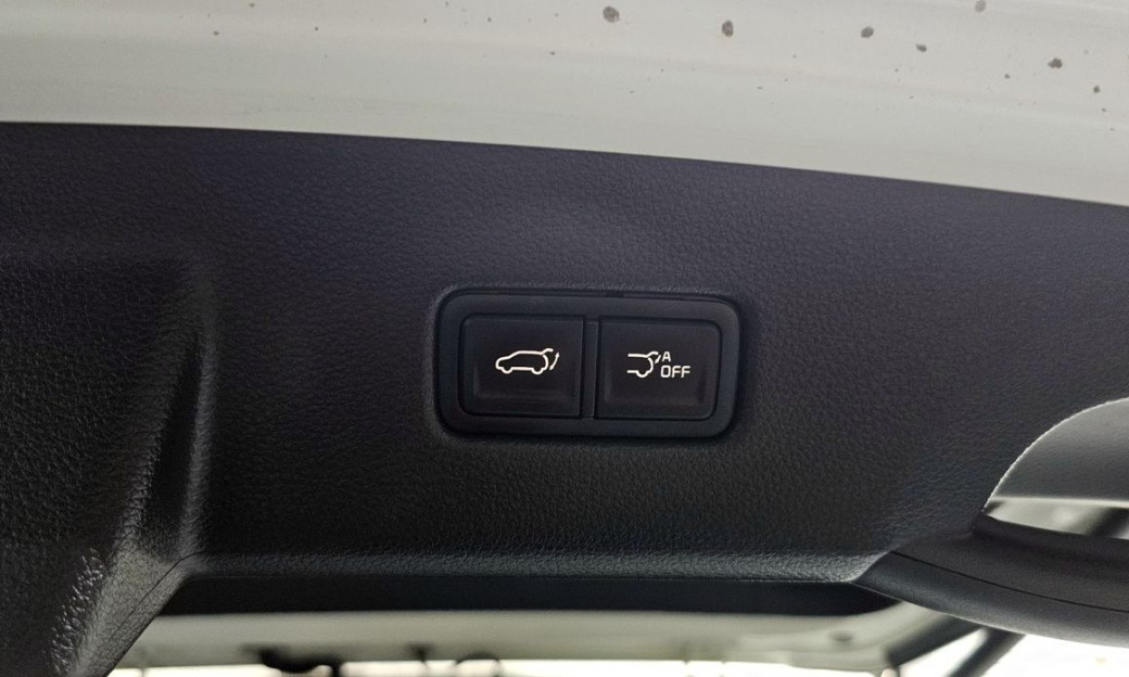 Kia Carnival 9-Seater Signature, 2023