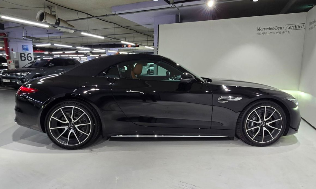 Mercedes-Benz SL-Class AMG SL43, 2025