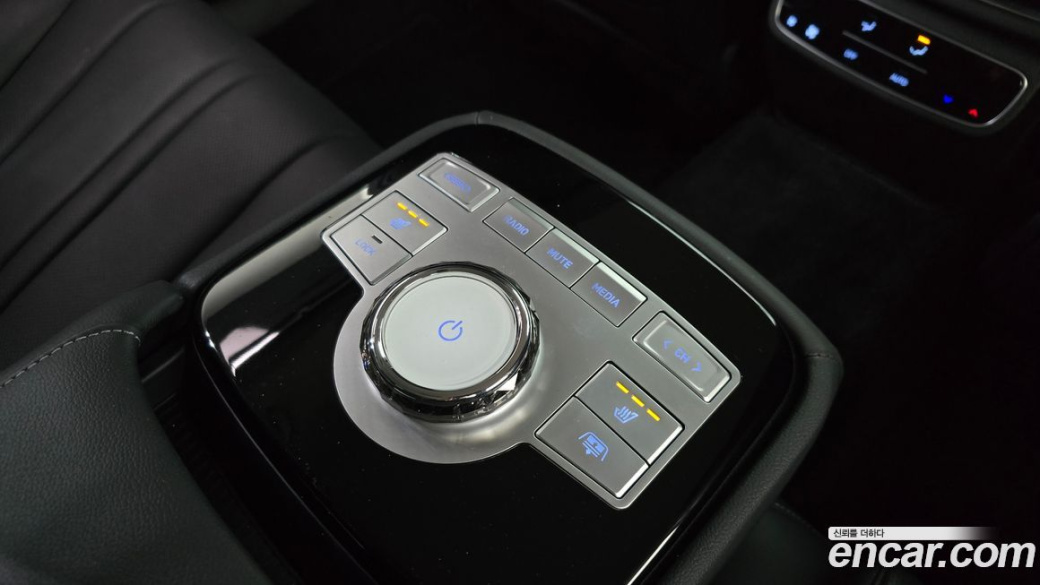 Genesis G80 Gasoline 2.5 Turbo AWD, 2024