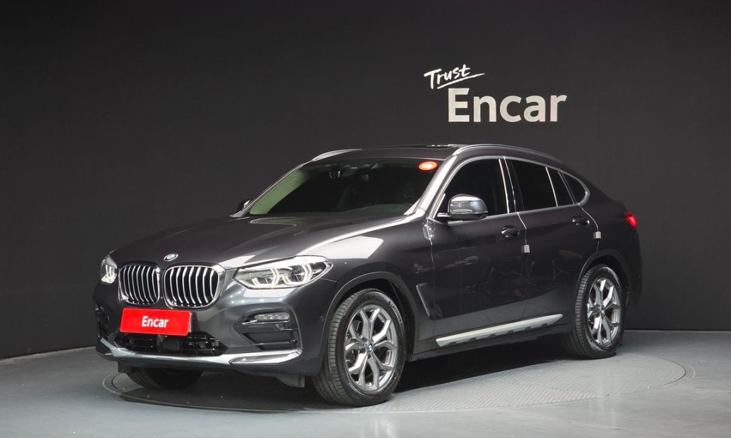 BMW X4 xDrive20i xLine, 2021