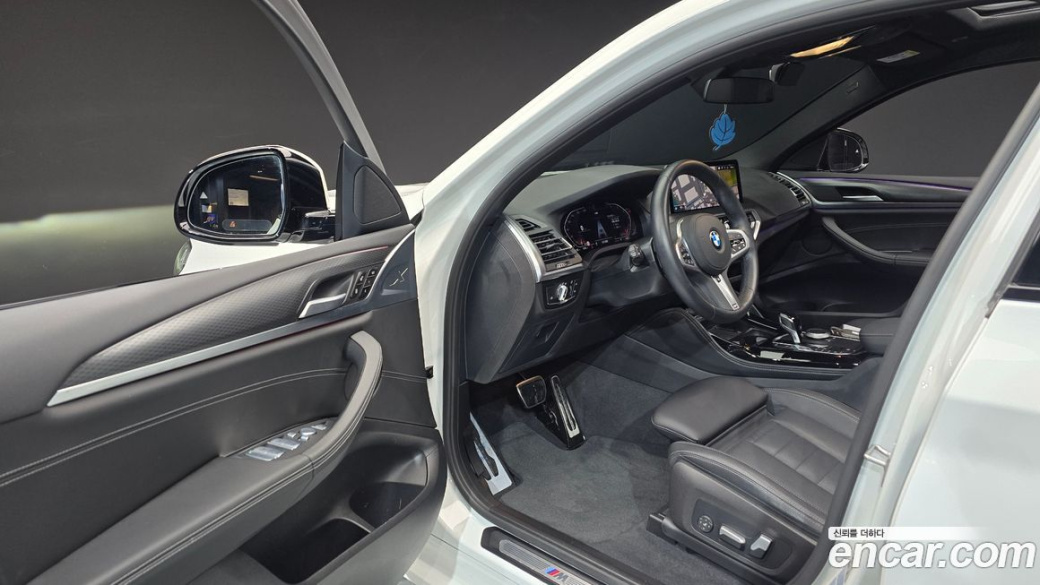 BMW X4 xDrive20i M Sport, 2022